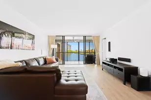 1100 SE 5th Ct, Pompano Beach, FL 33060 - Photo 6