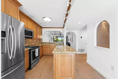 1100 SE 5th Court #33, Pompano Beach, FL 33060 - Photo 2