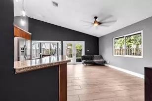 2822 NW 111th Ave, Sunrise, FL 33322 - Photo 8