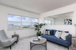 2555 NE 11th St, Fort Lauderdale, FL 33304 - Photo 12