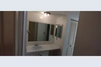 9340 Lagoon Place #302, Davie, FL 33324 - Photo 8