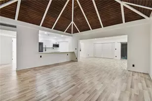 5704 S Travelers Palm, Tamarac, FL 33319 - Photo 14