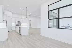 12672 SW Lunata Way, Port Saint Lucie, FL 34987 - Photo 10