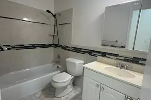 452 W Royal Palm Rd, Boca Raton, FL 33432 - Photo 8