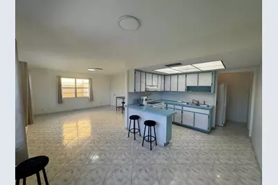 452 W Royal Palm Road, Boca Raton, FL 33432 - Photo 2