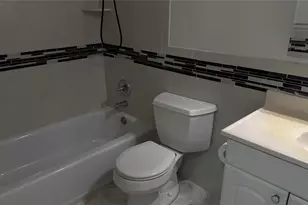 452 W Royal Palm Rd, Boca Raton, FL 33432 - Photo 14