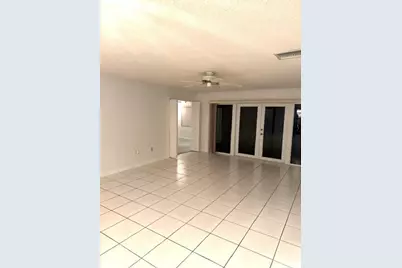 19816 Bobolink Drive, Hialeah, FL 33015 - Photo 14