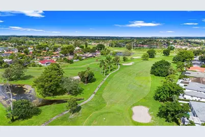 19816 Bobolink Drive, Hialeah, FL 33015 - Photo 4