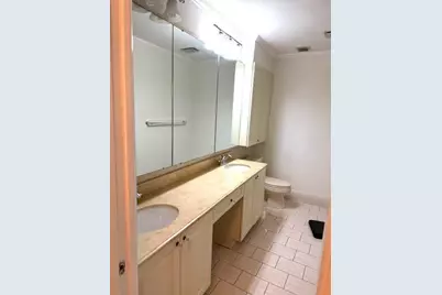 19816 Bobolink Drive, Hialeah, FL 33015 - Photo 26