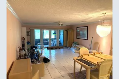 19816 Bobolink Drive, Hialeah, FL 33015 - Photo 8