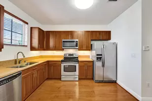370 SW 14th Ave, Fort Lauderdale, FL 33312 - Photo 6