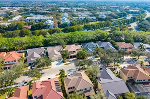 1325 Camellia Cir, Weston, FL 33326 - Photo 46