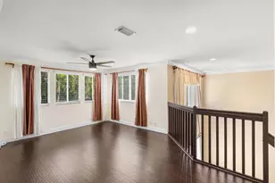 1325 Camellia Cir, Weston, FL 33326 - Photo 18