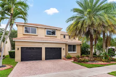 1325 Camellia Circle, Weston, FL 33326 - Photo 2