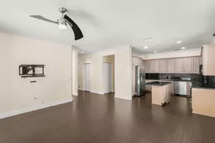 1325 Camellia Cir, Weston, FL 33326 - Photo 16