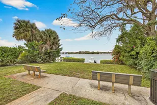 171 Golfview Dr, Jupiter, FL 33469 - Photo 42