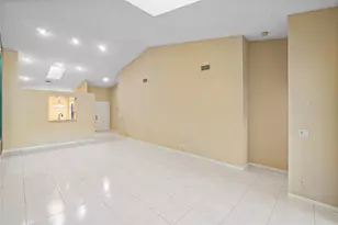 8151 Springlake Dr, Boca Raton, FL 33496 - Photo 8