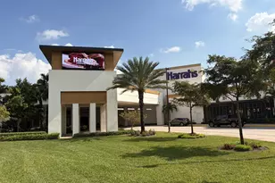 2940 N Course Dr, Pompano Beach, FL 33069 - Photo 12