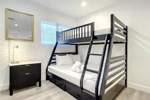 2100 NE 45th St, Fort Lauderdale, FL 33308 - Photo 18