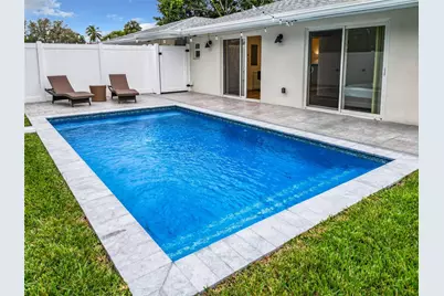 2100 NE 45th Street #1, Fort Lauderdale, FL 33308 - Photo 2