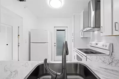 5031 W Oakland Park Boulevard #309, Lauderhill, FL 33313 - Photo 6