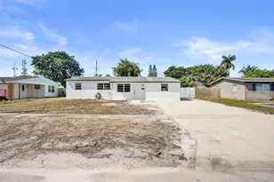 1437 SW 1st Ave, Deerfield Beach, FL 33441 - Photo 2