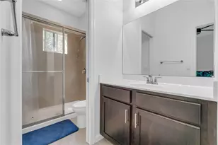 326 NE 47th Pl, Pompano Beach, FL 33064 - Photo 24