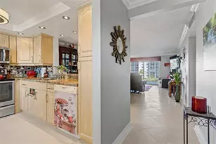 301 SE 3rd St, Dania Beach, FL 33004 - Photo 6