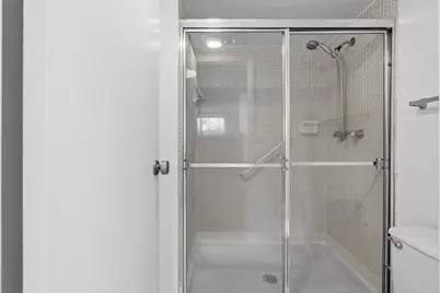 7080 Environ Boulevard #423, Lauderhill, FL 33319 - Photo 20