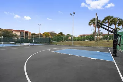 7080 Environ Boulevard #423, Lauderhill, FL 33319 - Photo 44