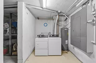 7080 Environ Blvd, Lauderhill, FL 33319 - Photo 30