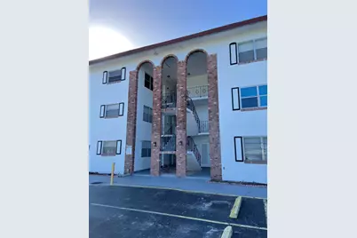 2420 Johnson Street #204, Hollywood, FL 33020 - Photo 2