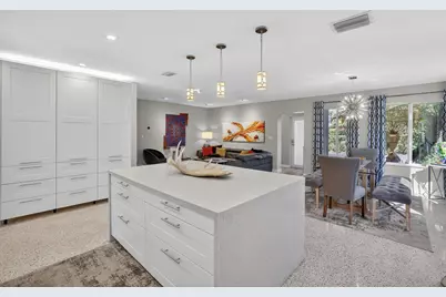 1510 NE 39th Street, Oakland Park, FL 33334 - Photo 10