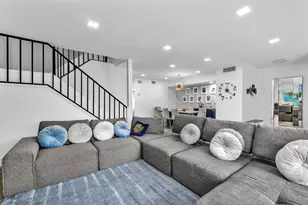 3904 Parkside Ln, Hollywood, FL 33021 - Photo 12