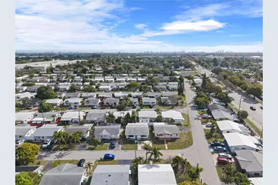 4560 NW 17th Terrace, Tamarac, FL 33309 - Photo 24