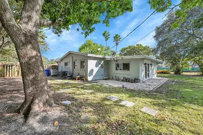 417 NE 10th Avenue, Pompano Beach, FL 33060 - Photo 22
