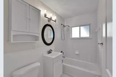 417 NE 10th Avenue, Pompano Beach, FL 33060 - Photo 16