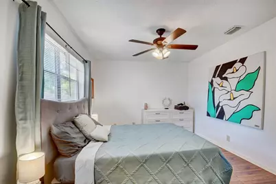 103 SW 10th Avenue, Boynton Beach, FL 33435 - Photo 10