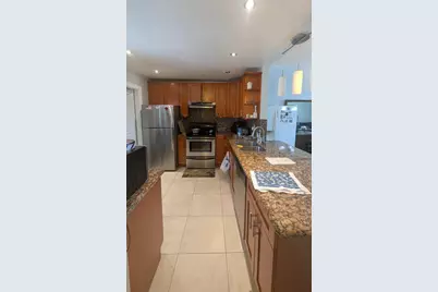 233 NE 14th Avenue #502, Hallandale Beach, FL 33009 - Photo 2