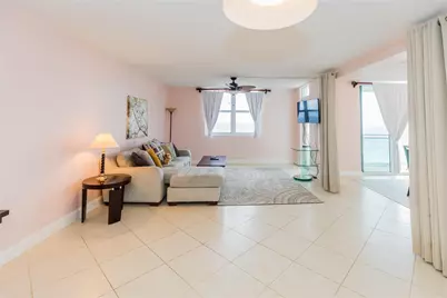 3001 S Ocean Drive #1011, Hollywood, FL 33019 - Photo 10