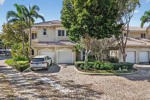 23 Royal Palm Way, Boca Raton, FL 33432 - Photo 2