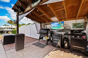 2821 NE 9th Ct, Pompano Beach, FL 33062 - Photo 22