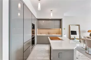 18975 Collins Ave, North Miami Beach, FL 33160 - Photo 18