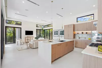 2732 NE 29th Court, Fort Lauderdale, FL 33306 - Photo 10