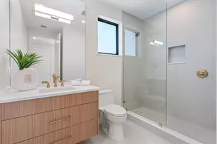 2732 NE 29th Ct, Fort Lauderdale, FL 33306 - Photo 34