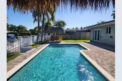 191 SE 9th Court, Pompano Beach, FL 33060 - Photo 2