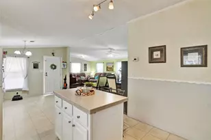 5520 SW 27th Terrace, Fort Lauderdale, FL 33312 - Photo 6