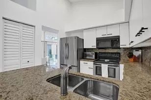 10108 NW 4th St, Plantation, FL 33324 - Photo 12