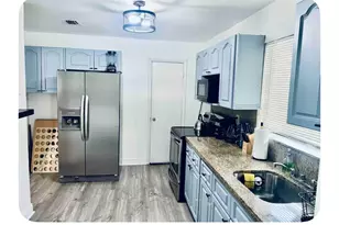 1250 NW 188th St, Miami Gardens, FL 33169 - Photo 6