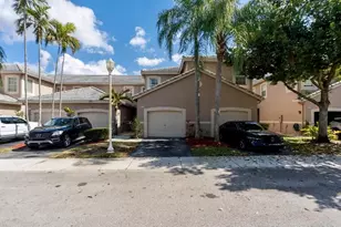 1928 Madeira Dr, Weston, FL 33327 - Photo 6